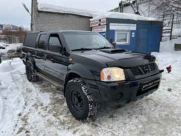 Nissan NP300, 2013г, полный привод, механика