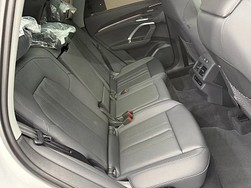 Audi Q5, 2025г, полный привод, робот