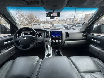 Toyota Tundra, 2008г, полный привод, автомат