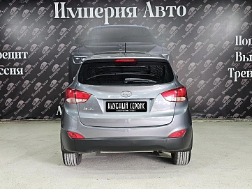 Hyundai ix35, 2014г, передний привод, автомат