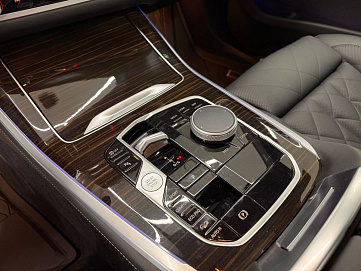 BMW X5, 2023г, полный привод, автомат