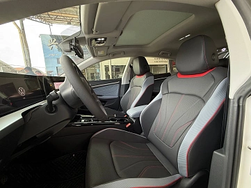 Volkswagen Lamando, 2023г, передний привод, робот