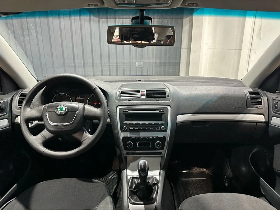 Skoda Octavia, 2011г., передний привод, механика