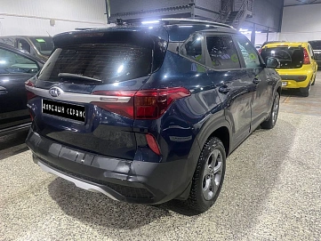 Kia Seltos, 2021г, полный привод, вариатор