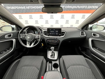Kia Ceed, 2021г, передний привод, автомат