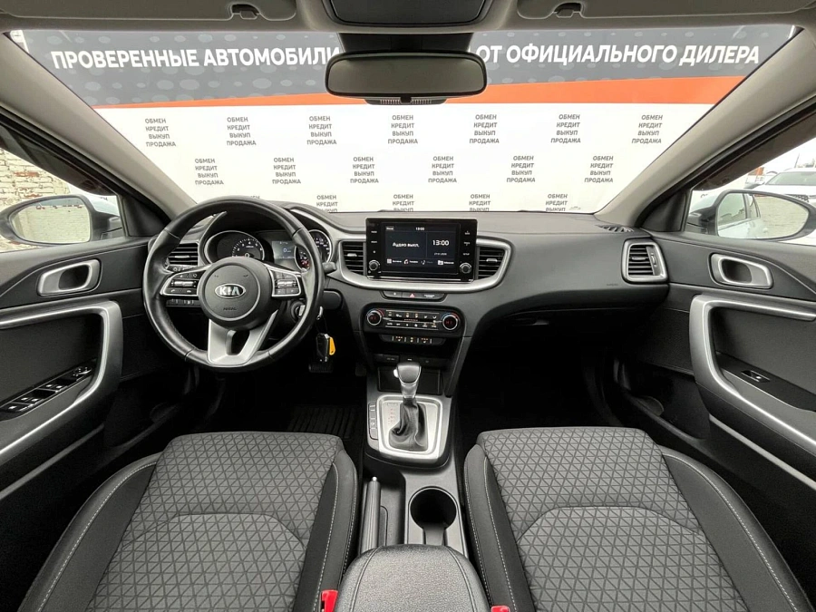 Kia Ceed, 2021г., передний привод, автомат