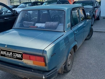 Lada (ВАЗ) 2107, 2003г, передний привод, механика