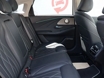 Chery Arrizo 8, 2023г, передний привод, робот