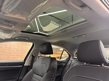 Skoda Superb, 2025г, передний привод, робот