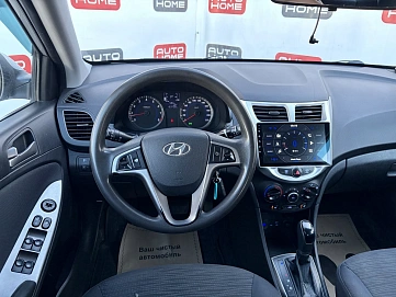 Hyundai Solaris, 2016г., передний привод, автомат