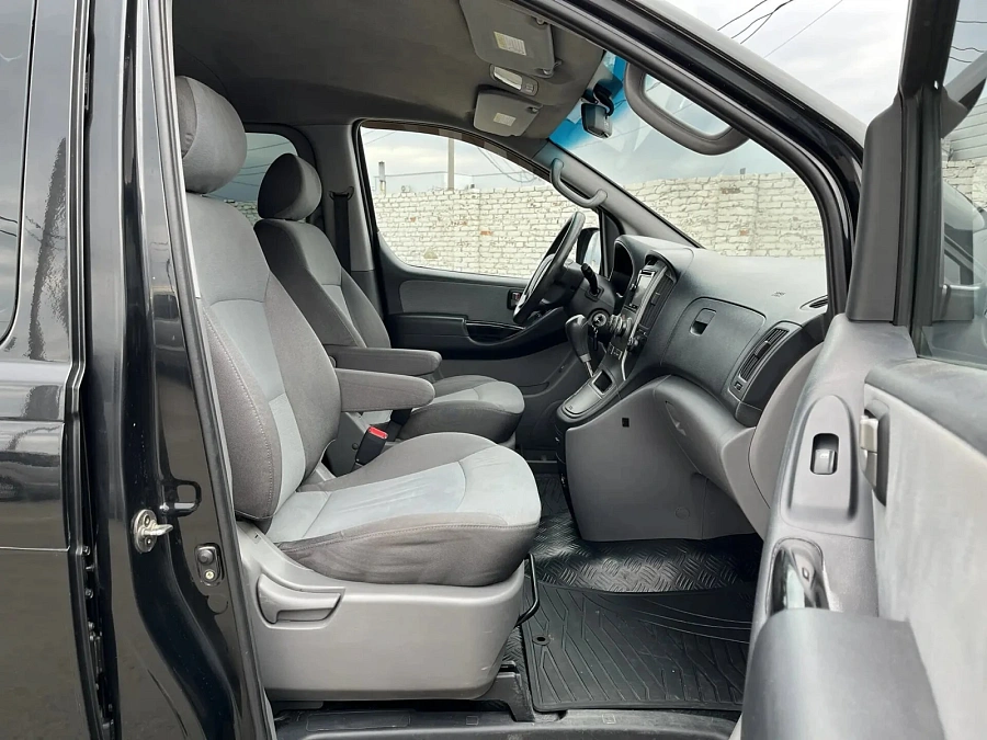 Hyundai Grand Starex, 2008г., задний привод, автомат