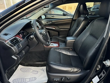 Toyota Camry, 2012г, передний привод, автомат