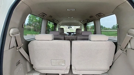 Toyota Noah, 2009г, передний привод, вариатор