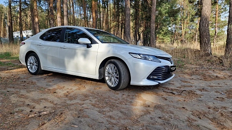 Toyota Camry, 2018г, передний привод, автомат