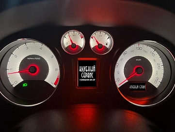 Peugeot 308, 2013г, передний привод, автомат