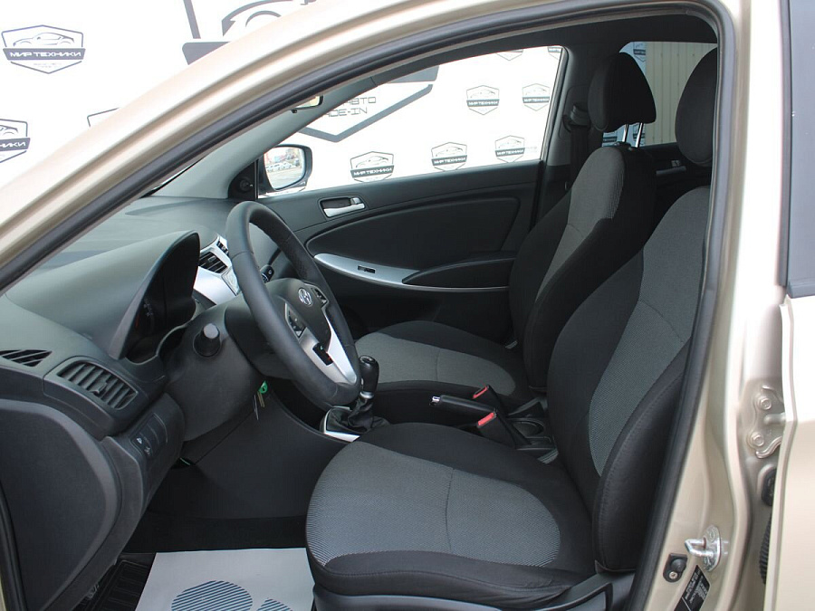 Hyundai Solaris, 2011г., передний привод, механика
