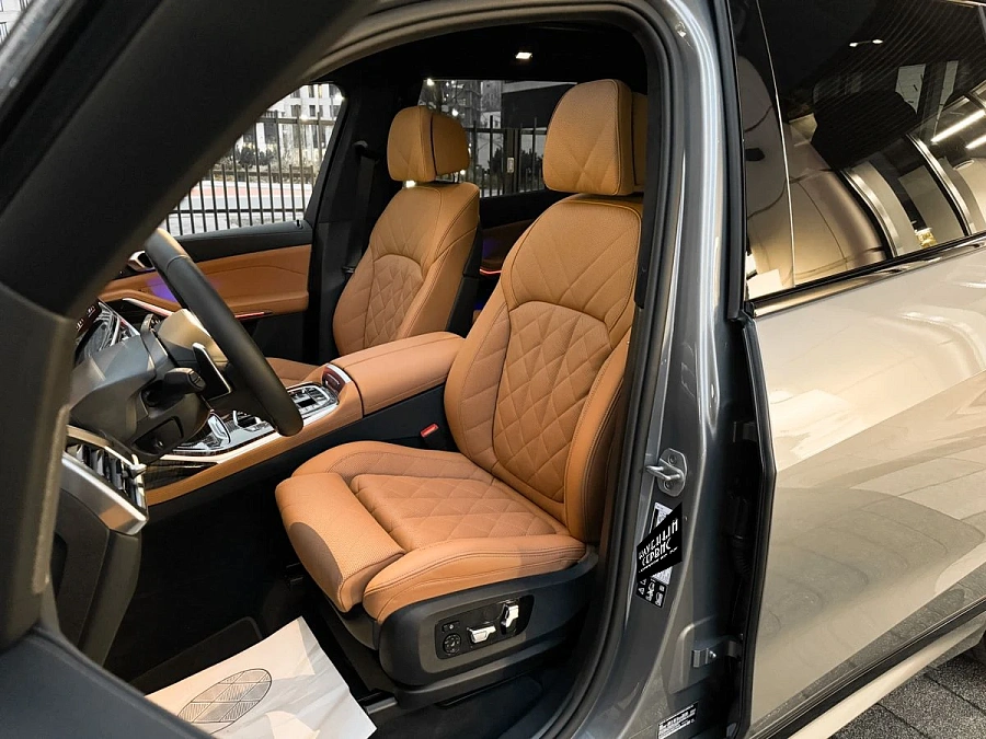 BMW X7, 2025г., полный привод, автомат