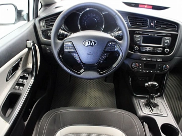 Kia Ceed, 2013г, передний привод, автомат