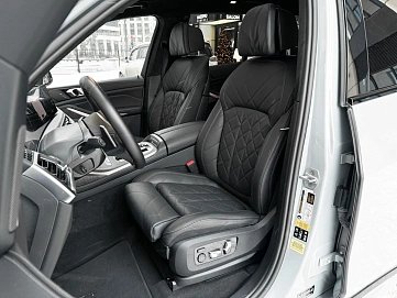 BMW X7, 2022г, полный привод, автомат