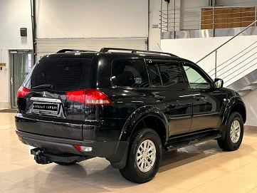 Mitsubishi Pajero Sport, 2014г, полный привод, механика