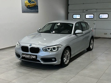 BMW 1 серии, 2017г, задний привод, автомат