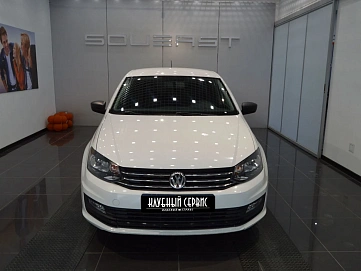 Volkswagen Polo, 2018г, передний привод, механика