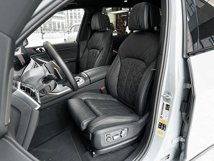 BMW X7, 2022г., полный привод, автомат