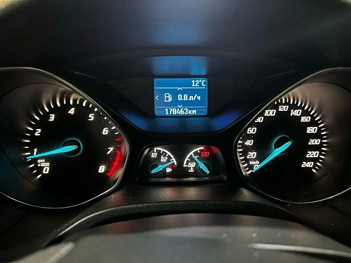 Ford Focus, 2013г, передний привод, механика