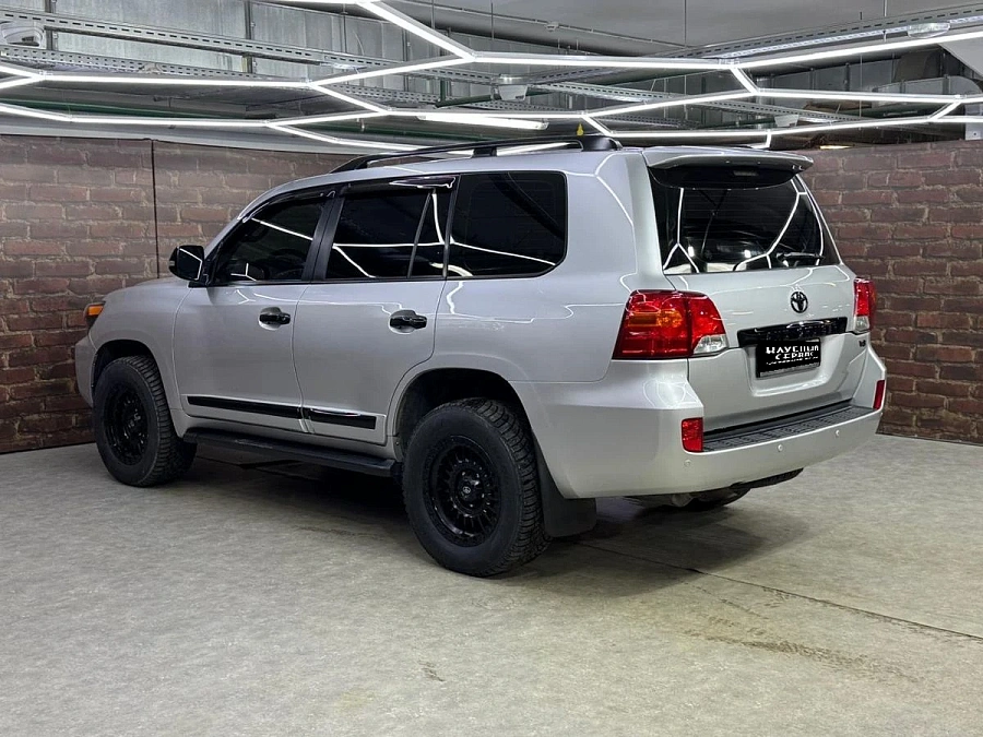 Toyota Land Cruiser, 2012г., полный привод, автомат