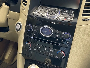 Infiniti , 2011г., полный привод, автомат