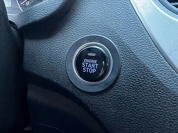 Hyundai Solaris, 2017г, передний привод, автомат