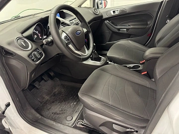 Ford Fiesta, 2015г, передний привод, механика