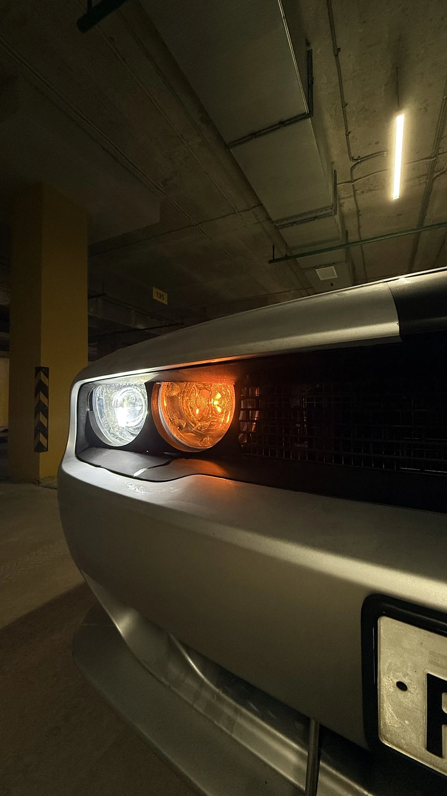 Dodge Challenger, 2012г., задний привод, автомат