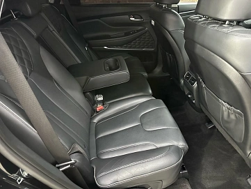 Hyundai Santa Fe, 2021г, полный привод, автомат