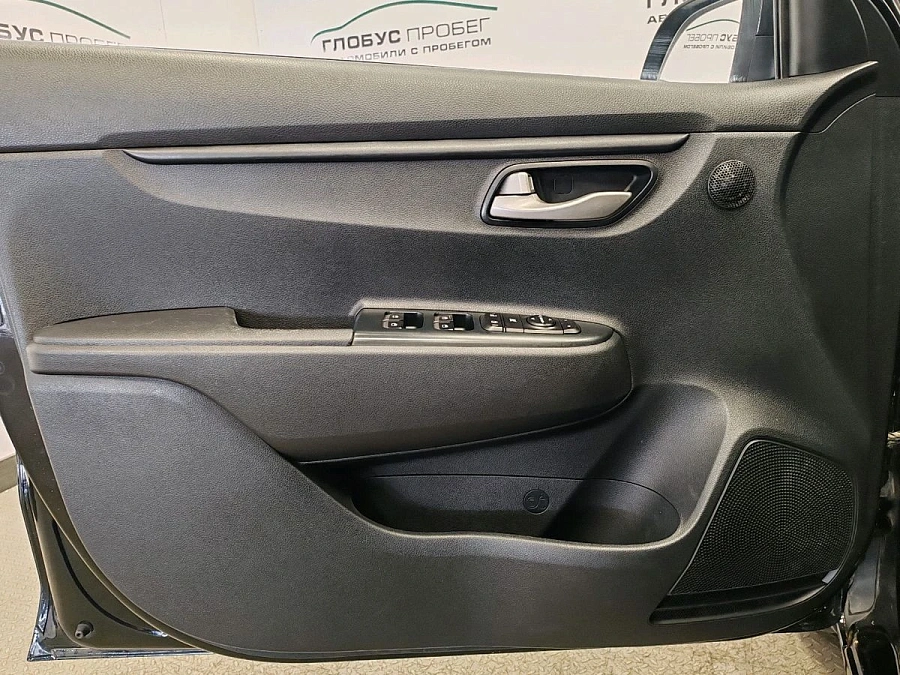 Kia Rio, 2017г., передний привод, механика