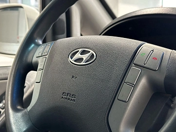 Hyundai Grand Starex, 2015г, полный привод, автомат