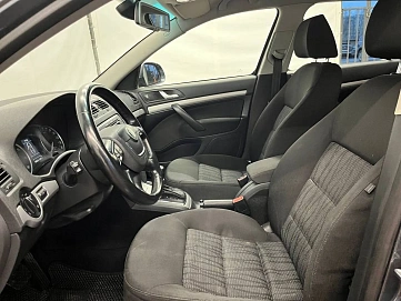 Skoda Octavia, 2010г, передний привод, робот