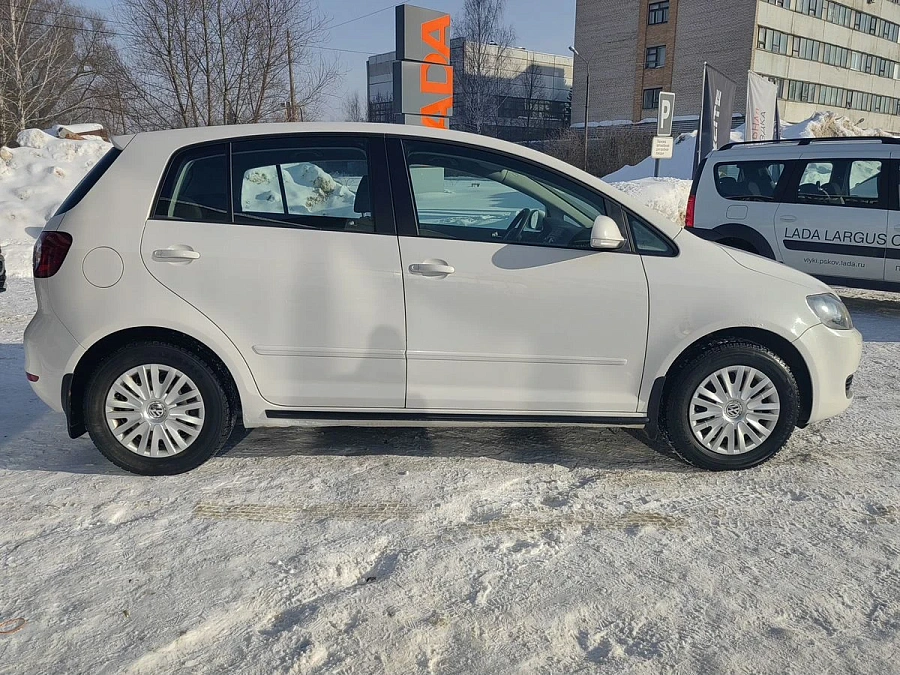 Volkswagen Golf Plus, 2011г., передний привод, механика