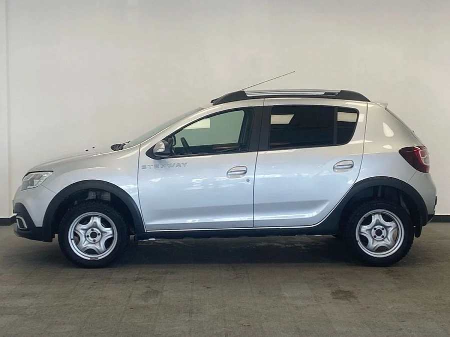 Renault Sandero, 2018г., передний привод, автомат