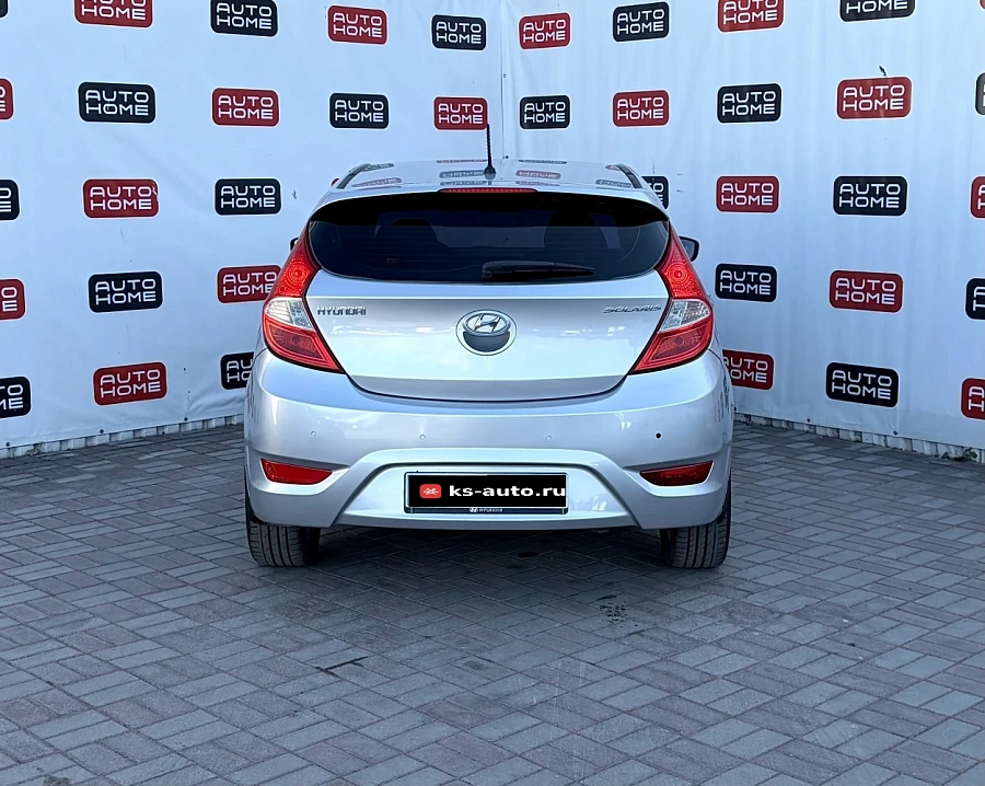 Hyundai Solaris, 2012г., передний привод, автомат