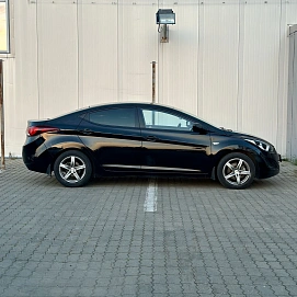 Hyundai Elantra, 2015г, передний привод, автомат