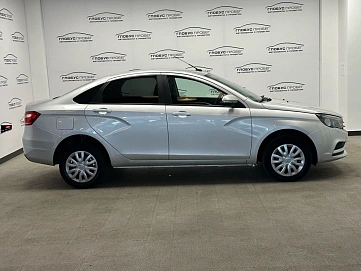Lada (ВАЗ) Vesta, 2019г., передний привод, механика