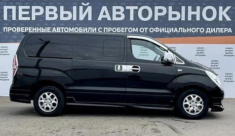 Hyundai Grand Starex, 2011г., задний привод, автомат