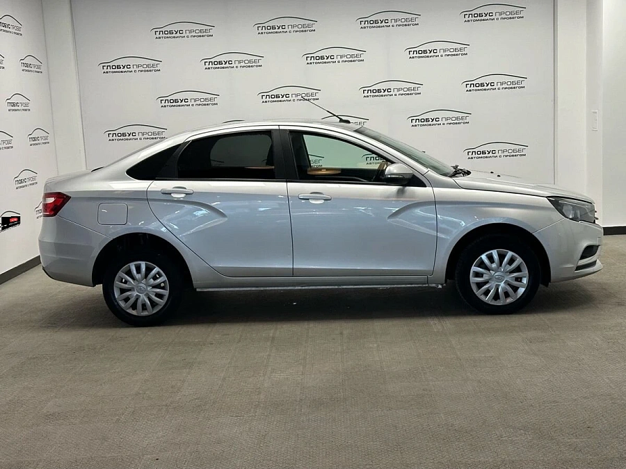 Lada (ВАЗ) Vesta, 2019г., передний привод, механика