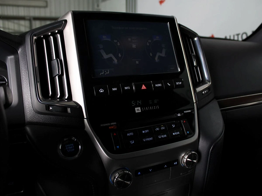 Toyota Land Cruiser, 2016г., полный привод, автомат