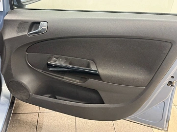 Opel Corsa, 2008г, передний привод, механика