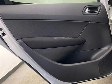 Peugeot 308, 2011г, передний привод, автомат