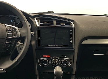 Citroen C4, 2015г, передний привод, автомат