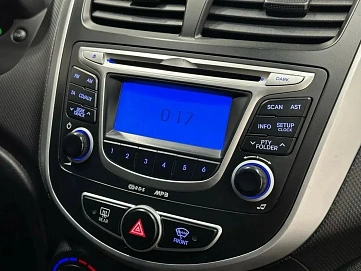 Hyundai Solaris, 2012г, передний привод, автомат