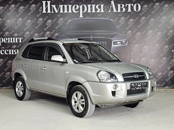 Hyundai Tucson, 2008г., передний привод, автомат